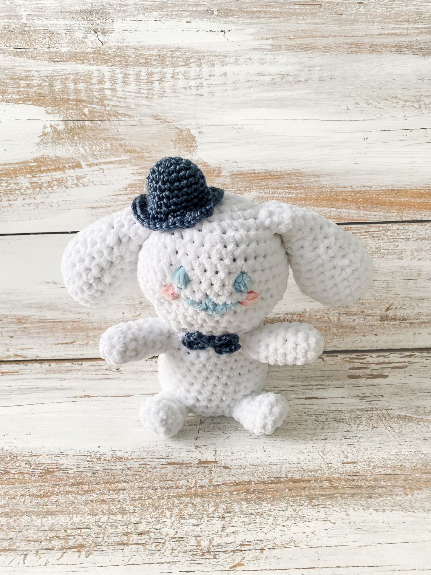 Crochet Plush Amigirumi Cinnamon Roll